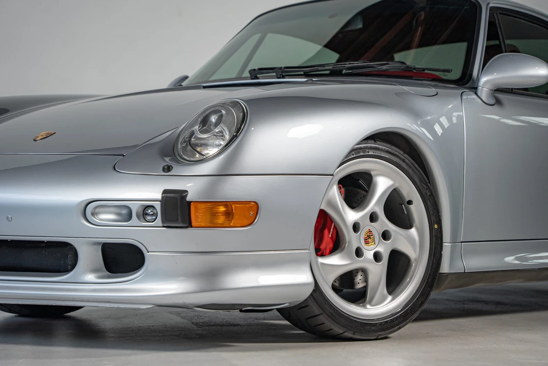1996 Porsche 993 Carrera 4S - Image 22 of 31