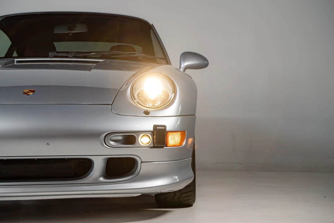 1996 Porsche 993 Carrera 4S - Image 21 of 31