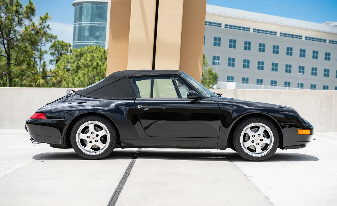 1996 Porsche 993 Carrera - Image 16 of 31