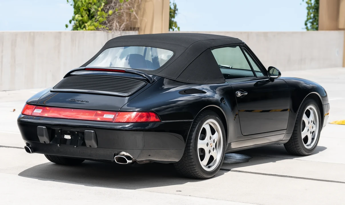 1996 Porsche 993 Carrera - Image 14 of 31