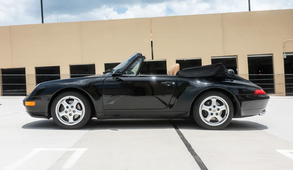 1996 Porsche 993 Carrera - Image 7 of 31