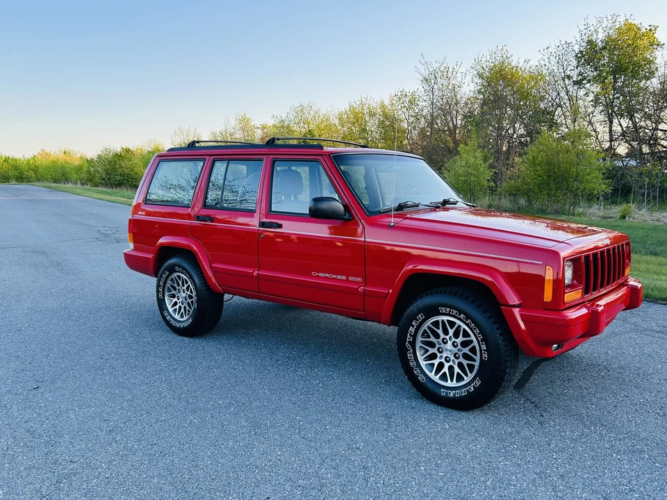 1997 Jeep XJ Cherokee - Image 2 of 31
