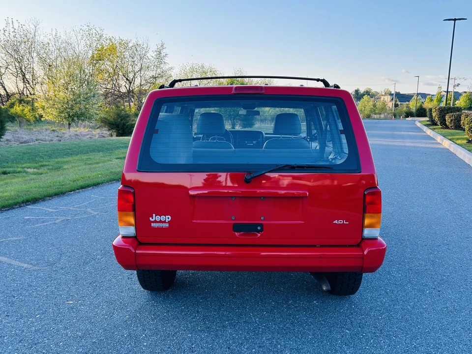 1997 Jeep XJ Cherokee - Image 6 of 31