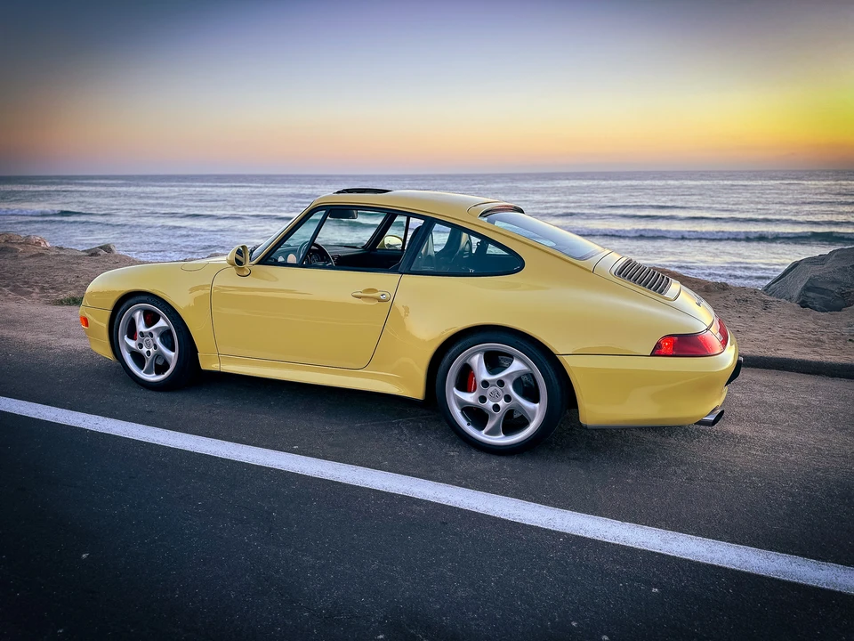 1997 Porsche 993 Carrera 4S - Image 10 of 31