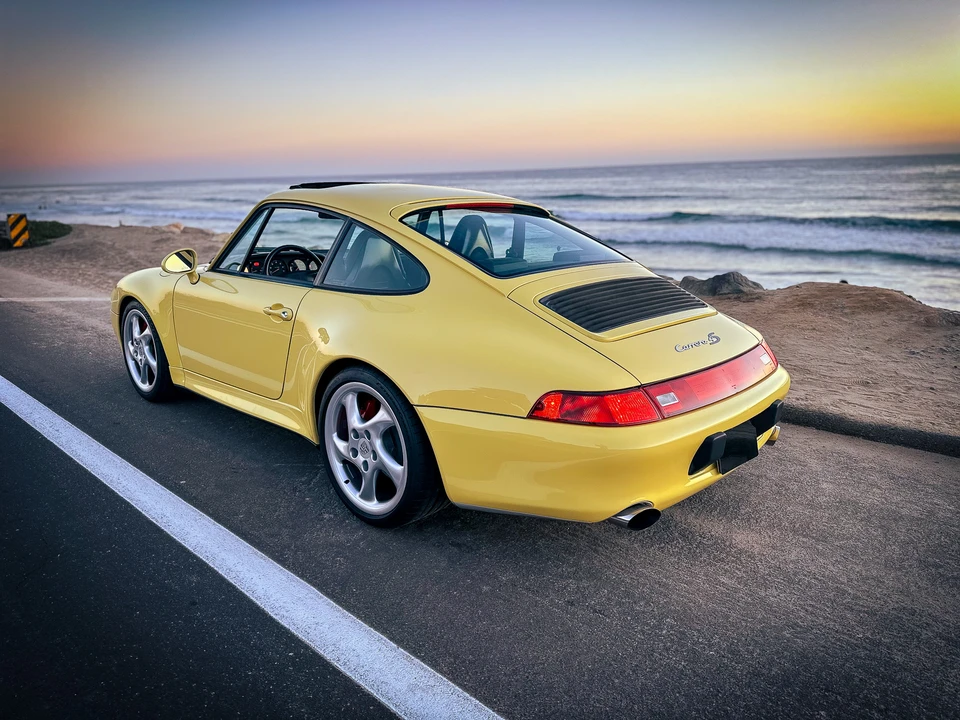 1997 Porsche 993 Carrera 4S - Image 12 of 31