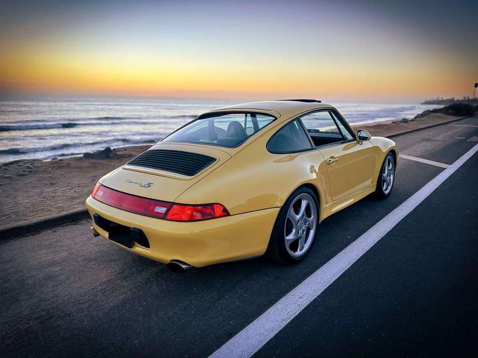 1997 Porsche 993 Carrera 4S - Image 18 of 31
