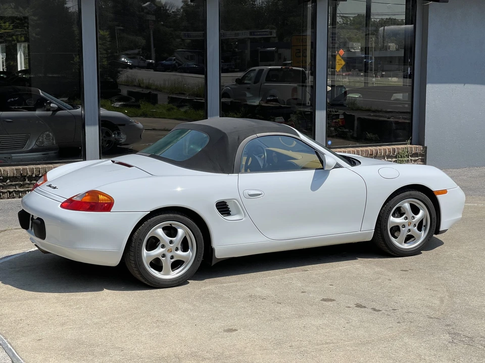 1997 Porsche 986 Boxster - Image 27 of 31