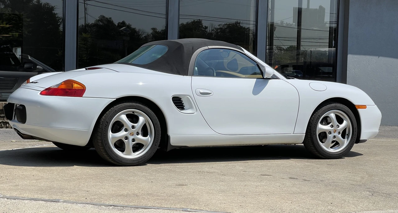 1997 Porsche 986 Boxster - Image 24 of 31