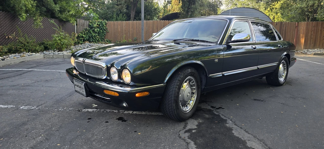 1998 Jaguar X308 XJ - Image 3 of 31