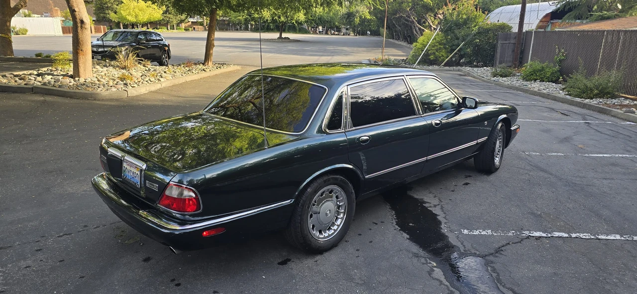 1998 Jaguar X308 XJ - Image 13 of 31