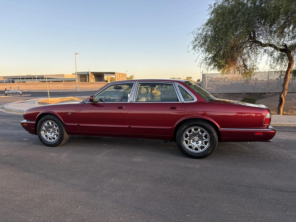 1998 Jaguar X308 XJ - Image 25 of 31