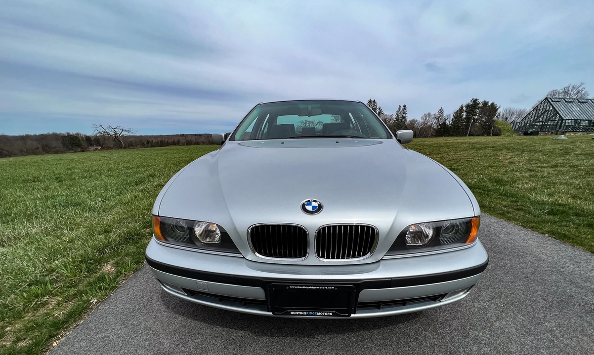 1999 BMW E39 540i - Image 13 of 31