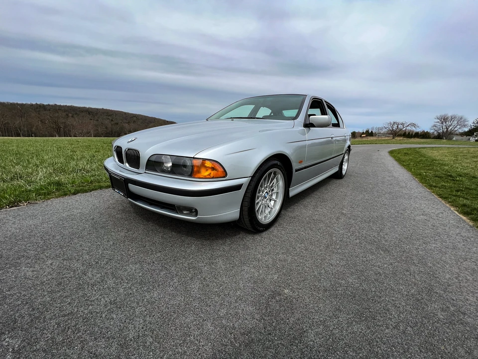1999 BMW E39 540i - Image 17 of 31