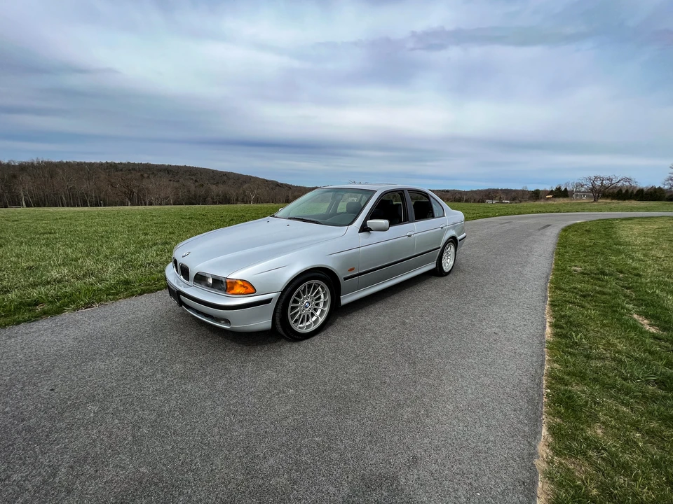 1999 BMW E39 540i - Image 24 of 31