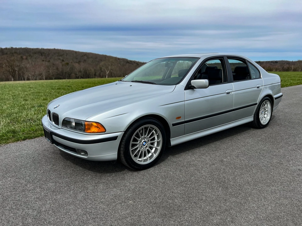 1999 BMW E39 540i - Image 22 of 31