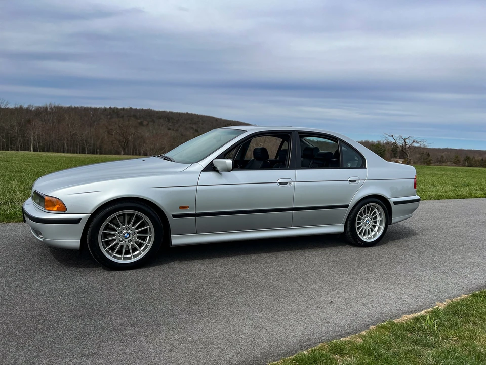 1999 BMW E39 540i - Image 29 of 31