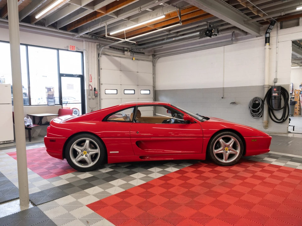 1999 Ferrari F355 GTS - Image 17 of 31