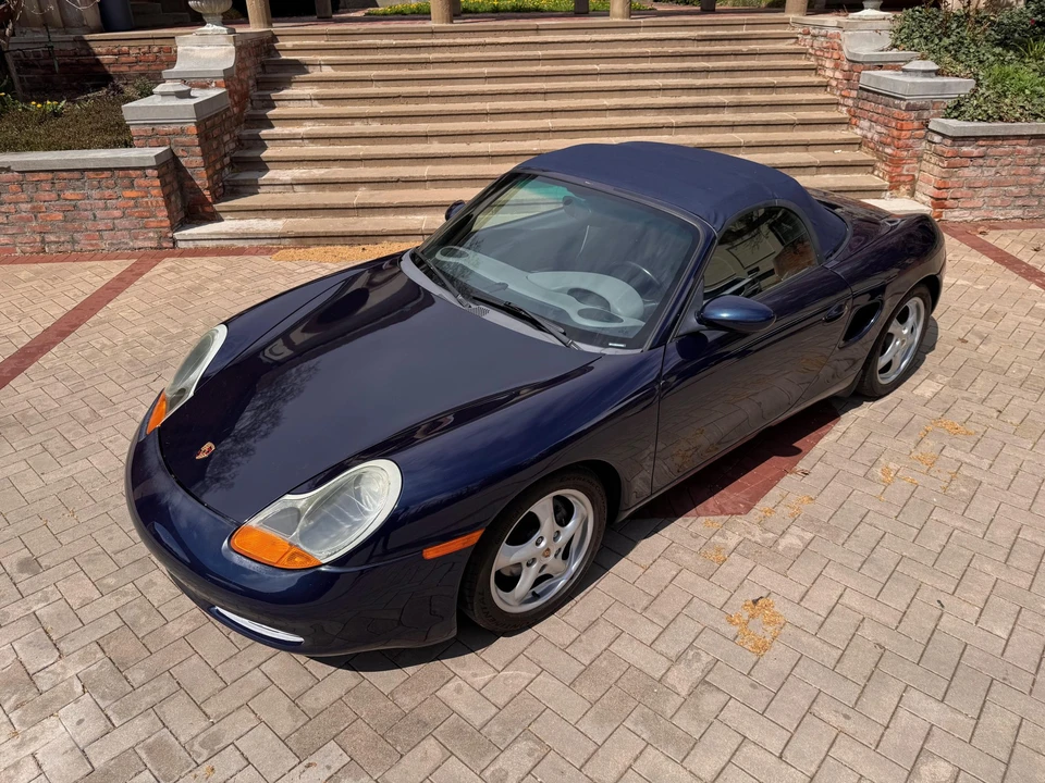1999 Porsche 986 Boxster - Image 9 of 31