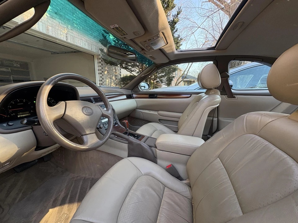 2000 Lexus SC400 - Image 25 of 31