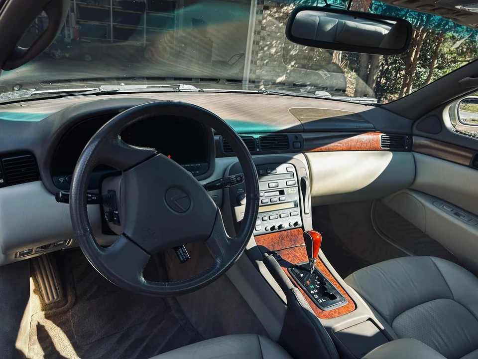 2000 Lexus SC400 - Image 26 of 31
