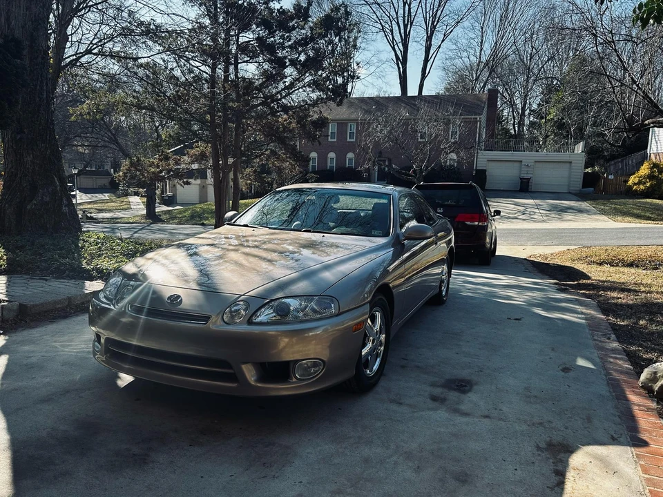 2000 Lexus SC400 - Image 2 of 31