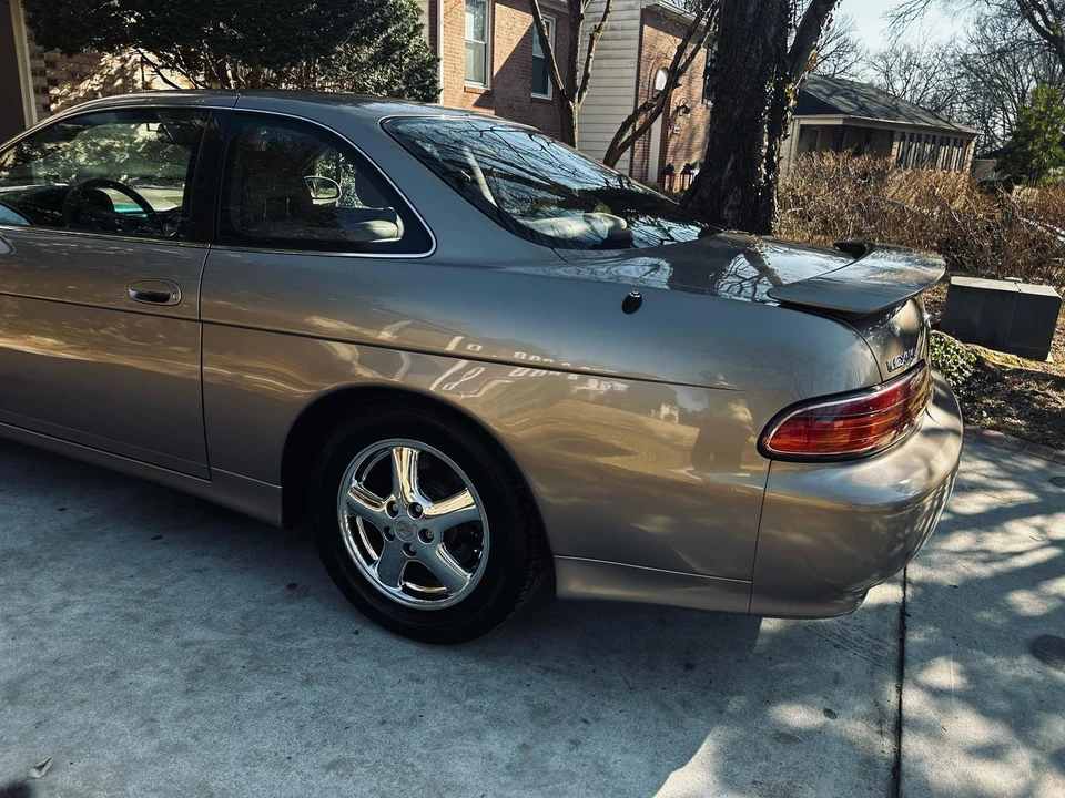 2000 Lexus SC400 - Image 7 of 31