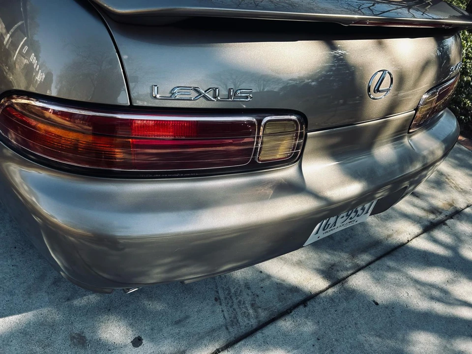 2000 Lexus SC400 - Image 10 of 31