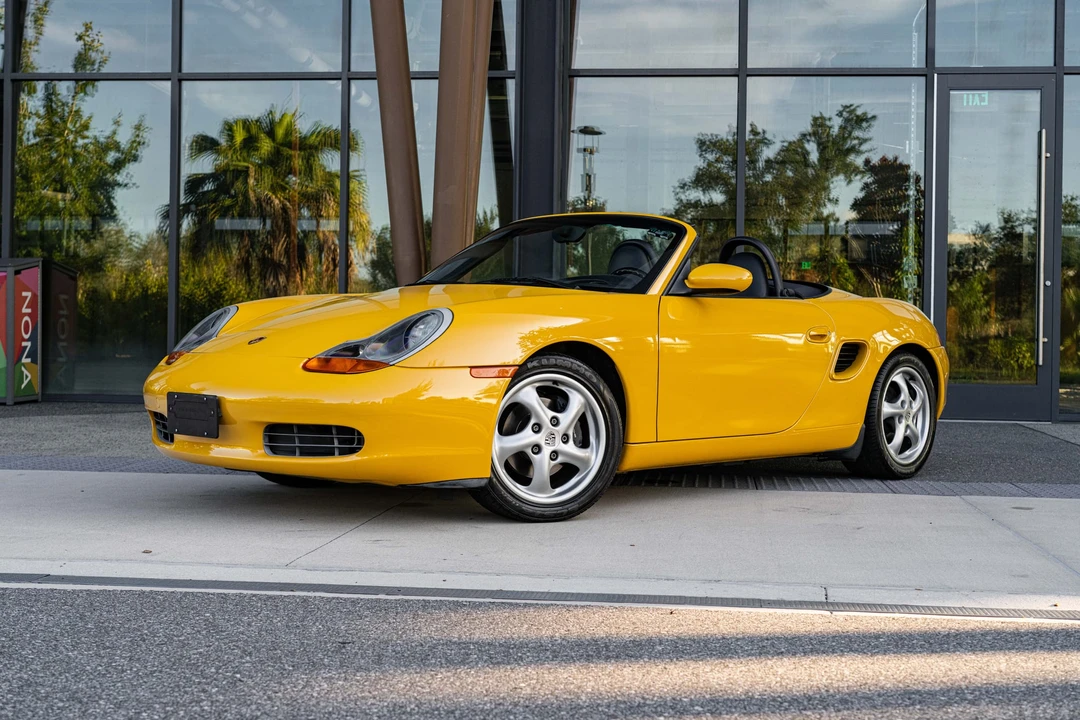 2000 Porsche 986 Boxster - Image 11 of 31