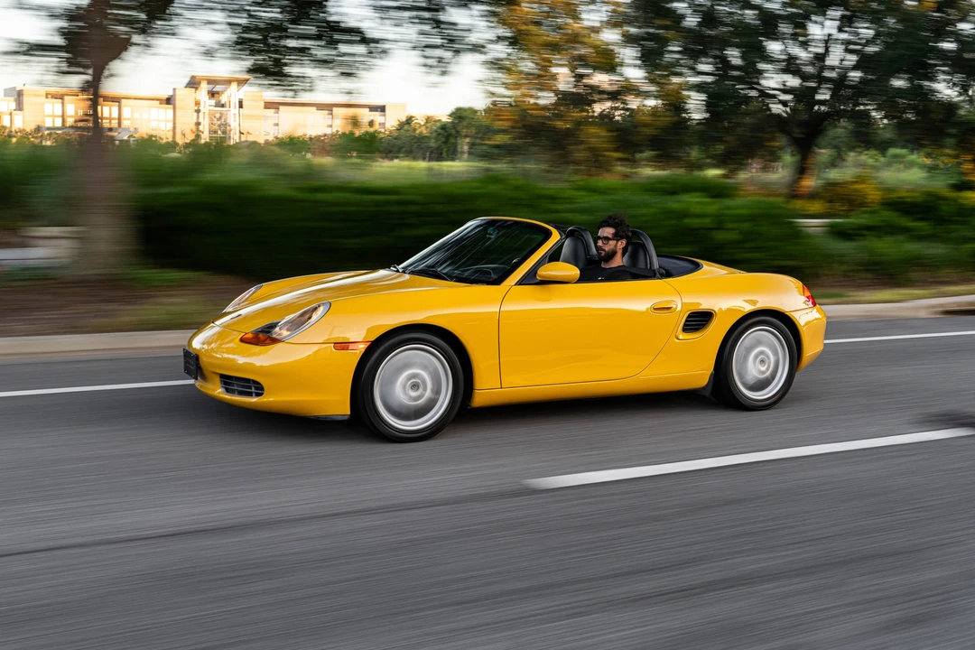 2000 Porsche 986 Boxster - Image 2 of 31