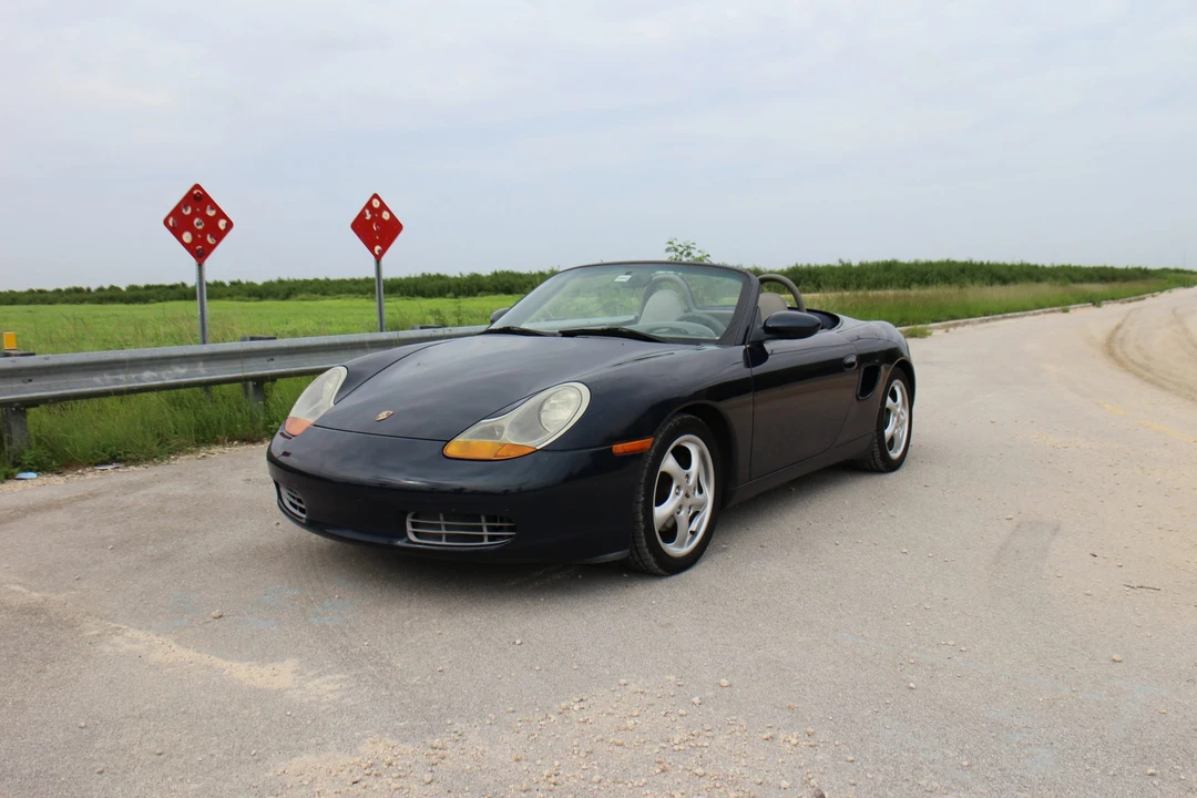 2000 Porsche 986 Boxster - Image 3 of 31