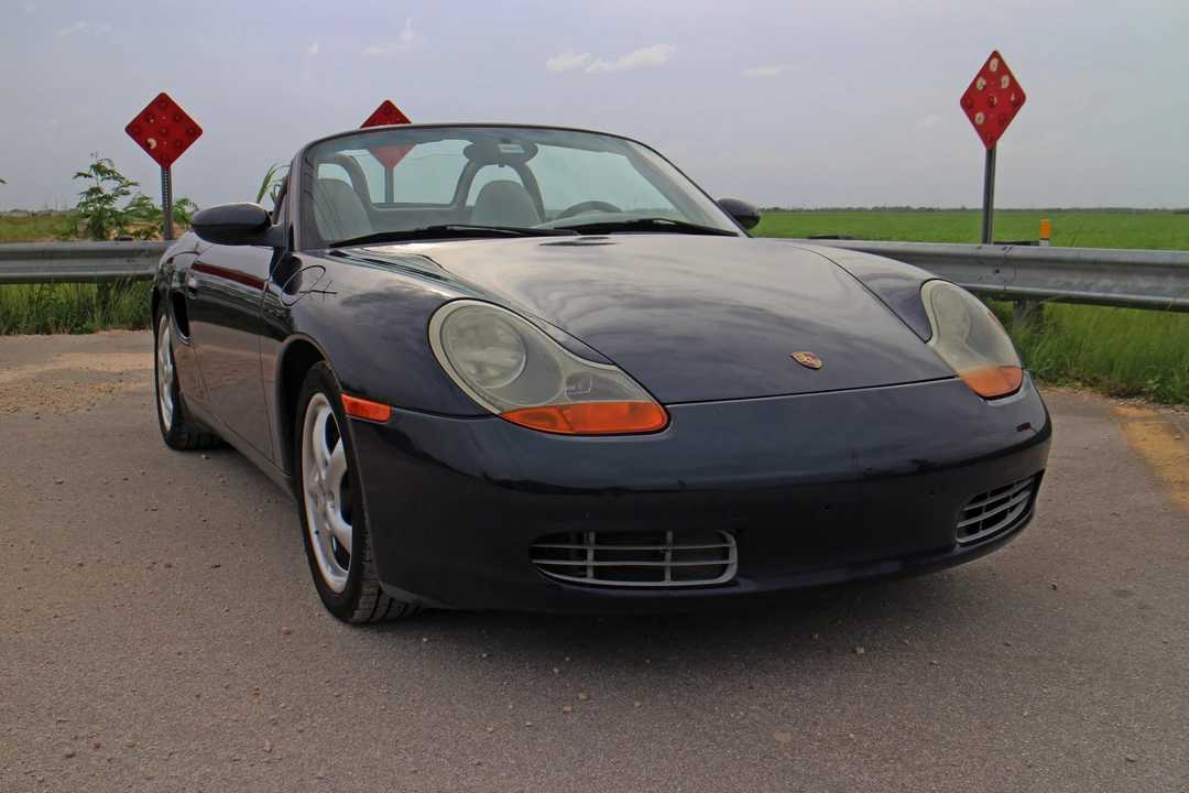 2000 Porsche 986 Boxster - Image 10 of 31