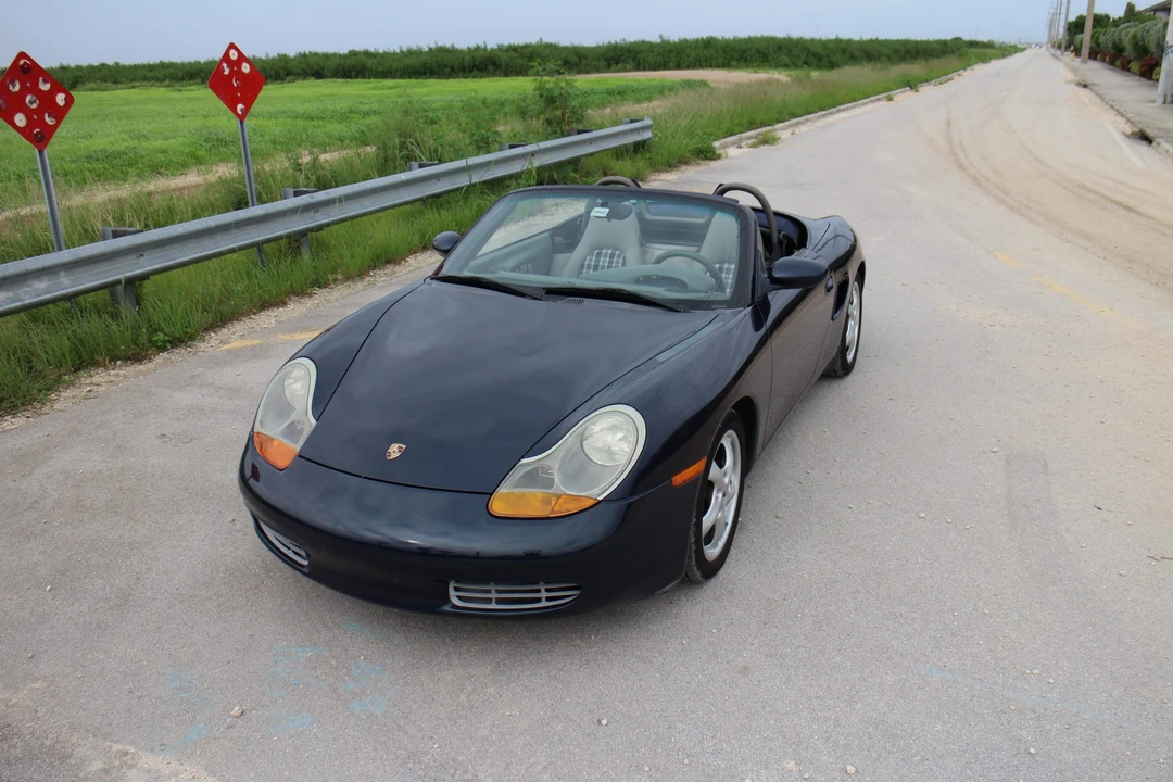 2000 Porsche 986 Boxster - Image 6 of 31