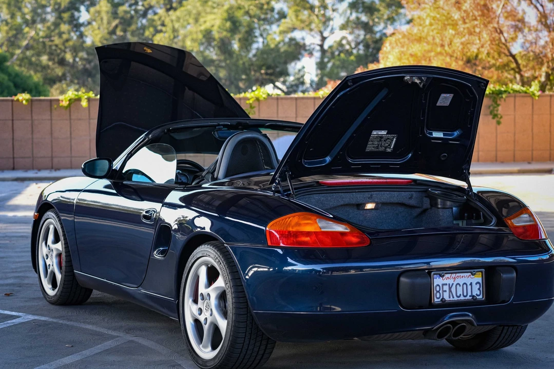 2000 Porsche 986 Boxster S - Image 17 of 31