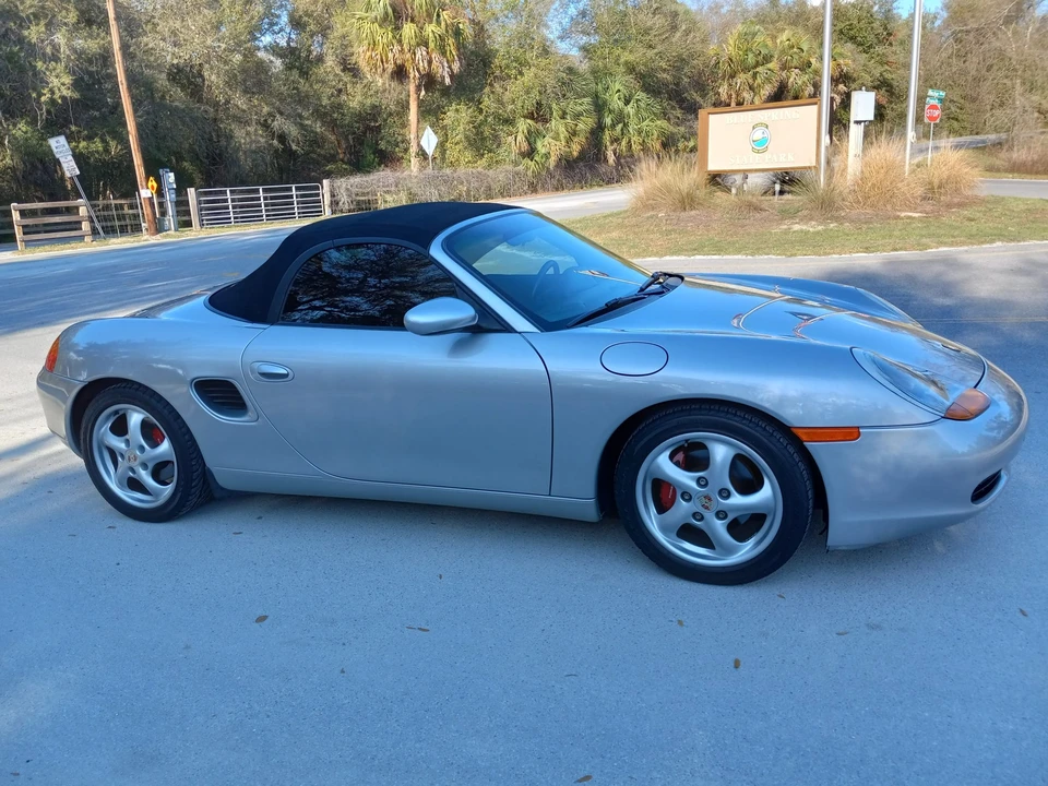 2000 Porsche 986 Boxster - Image 9 of 31
