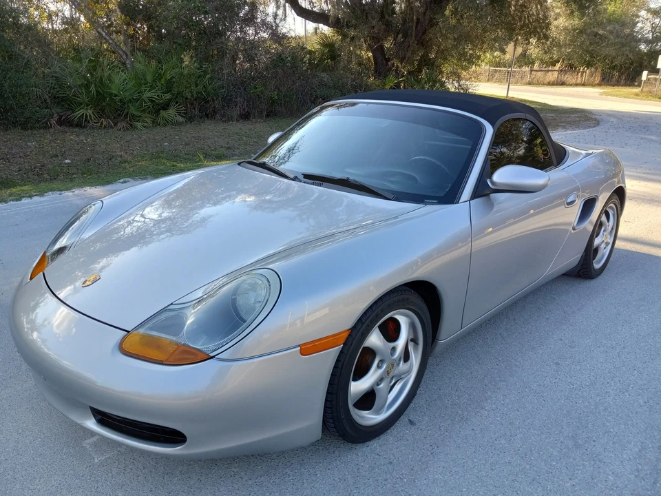 2000 Porsche 986 Boxster - Image 3 of 31