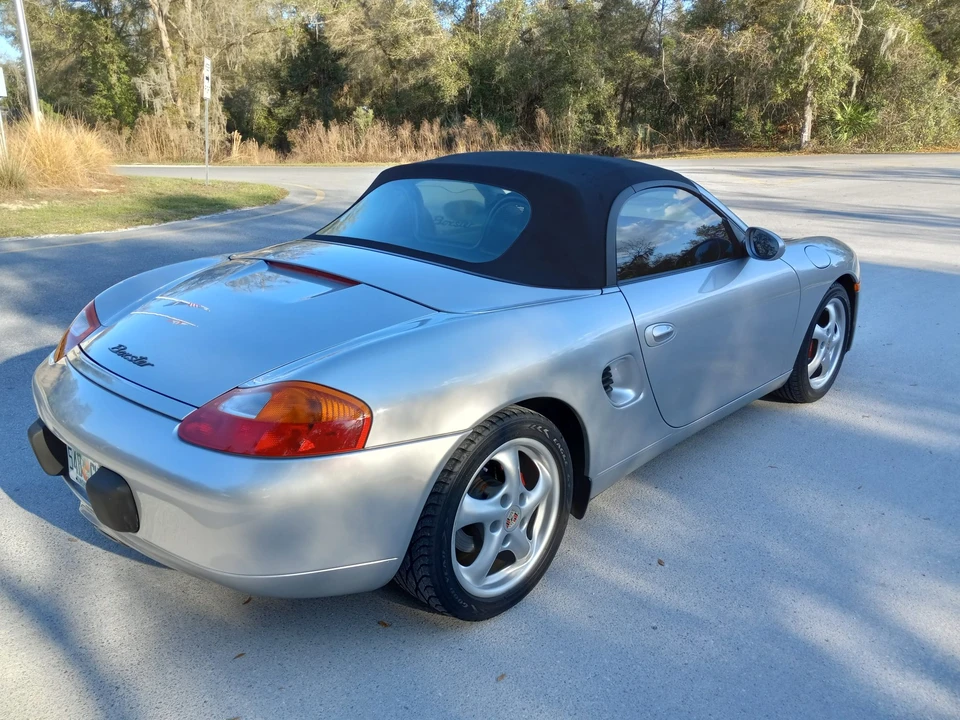2000 Porsche 986 Boxster - Image 11 of 31