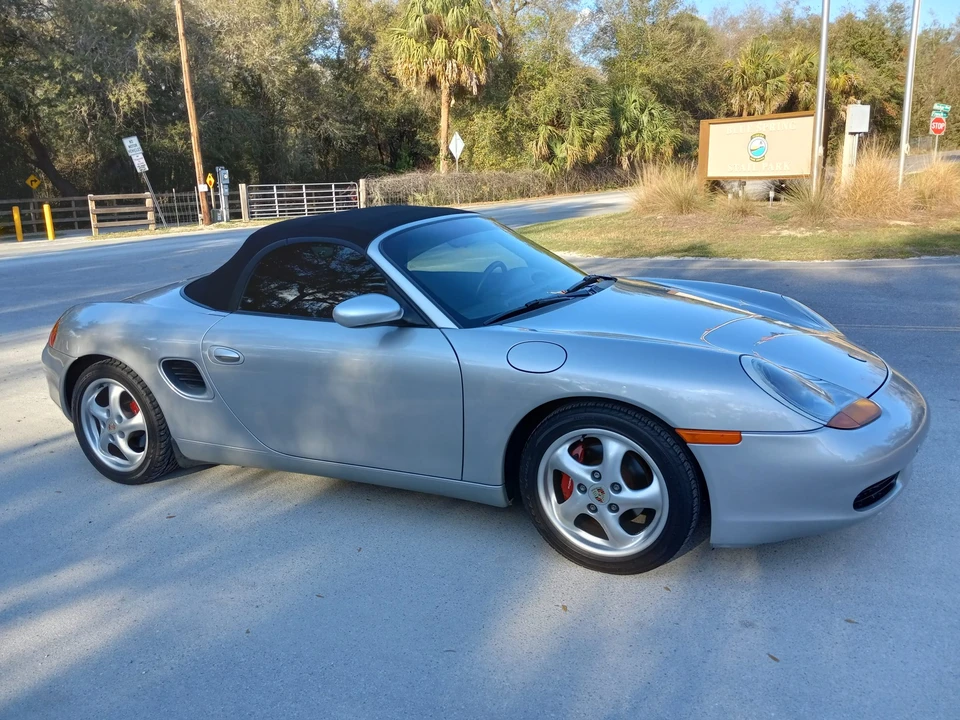 2000 Porsche 986 Boxster - Image 8 of 31