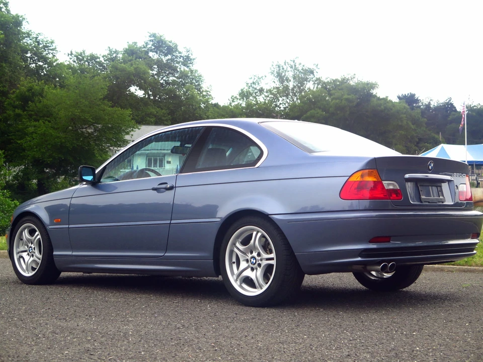 2001 BMW E46 330i & 330Ci - Image 24 of 31