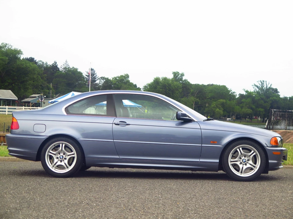 2001 BMW E46 330i & 330Ci - Image 14 of 31