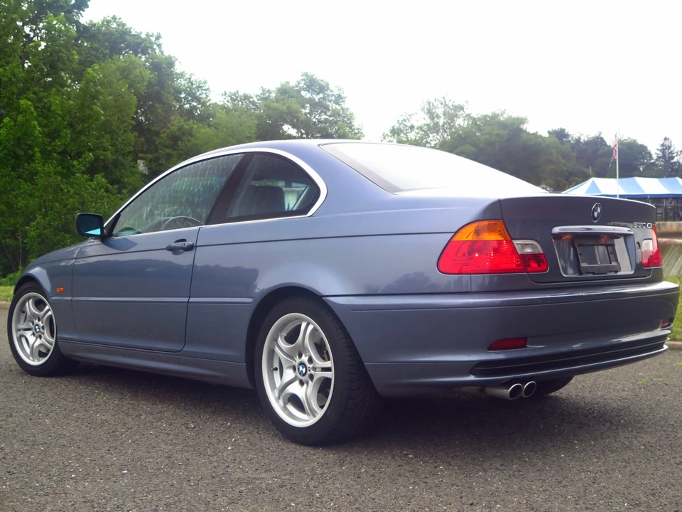 2001 BMW E46 330i & 330Ci - Image 23 of 31