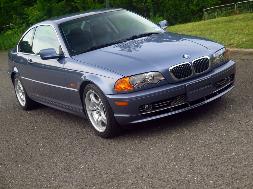 2001 BMW E46 330i & 330Ci - Image 10 of 31