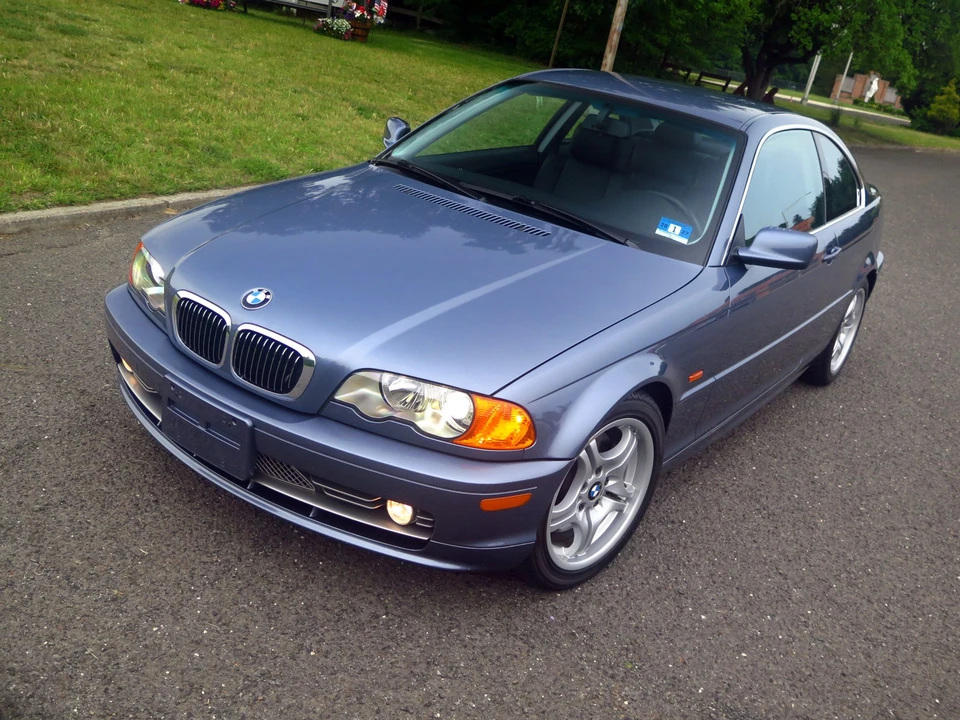 2001 BMW E46 330i & 330Ci - Image 7 of 31