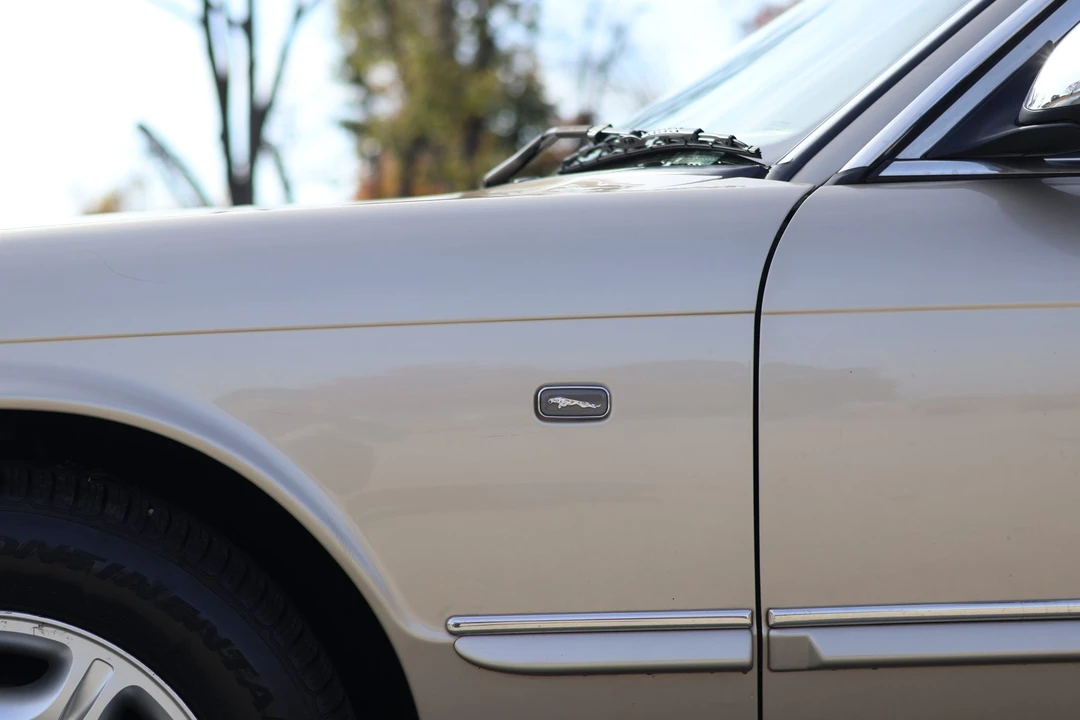 2001 Jaguar X308 XJ - Image 31 of 31