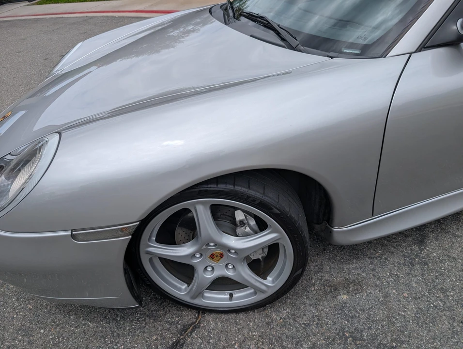 2001 Porsche 996 Carrera 4 - Image 12 of 31
