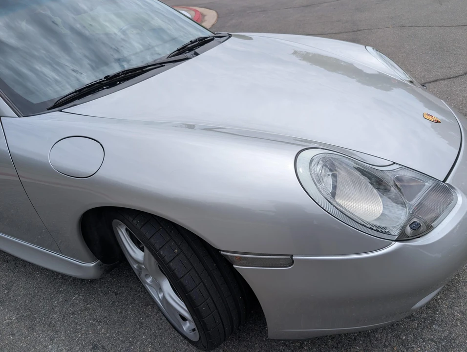 2001 Porsche 996 Carrera 4 - Image 13 of 31