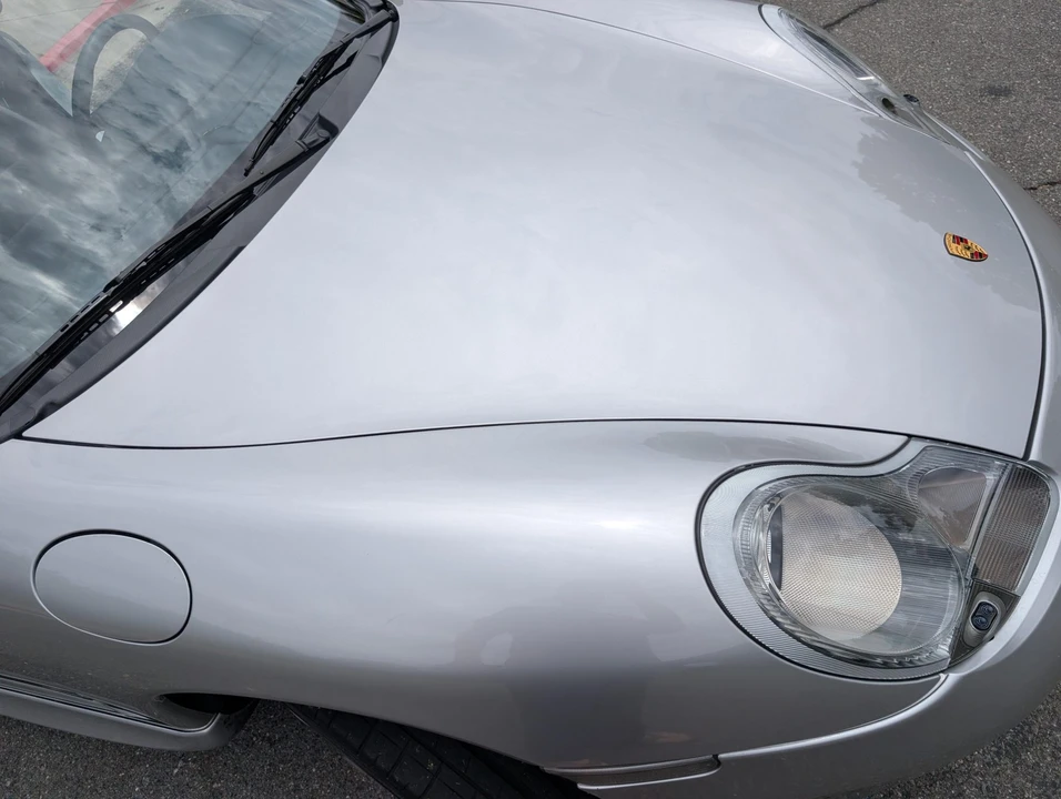 2001 Porsche 996 Carrera 4 - Image 14 of 31