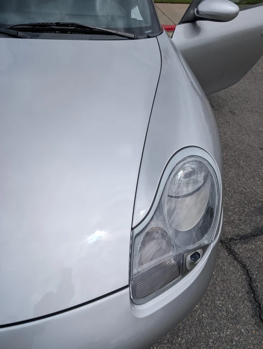 2001 Porsche 996 Carrera 4 - Image 17 of 31