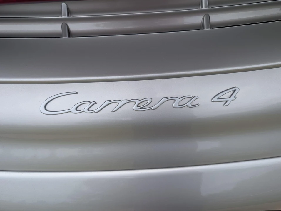2001 Porsche 996 Carrera 4 - Image 25 of 31