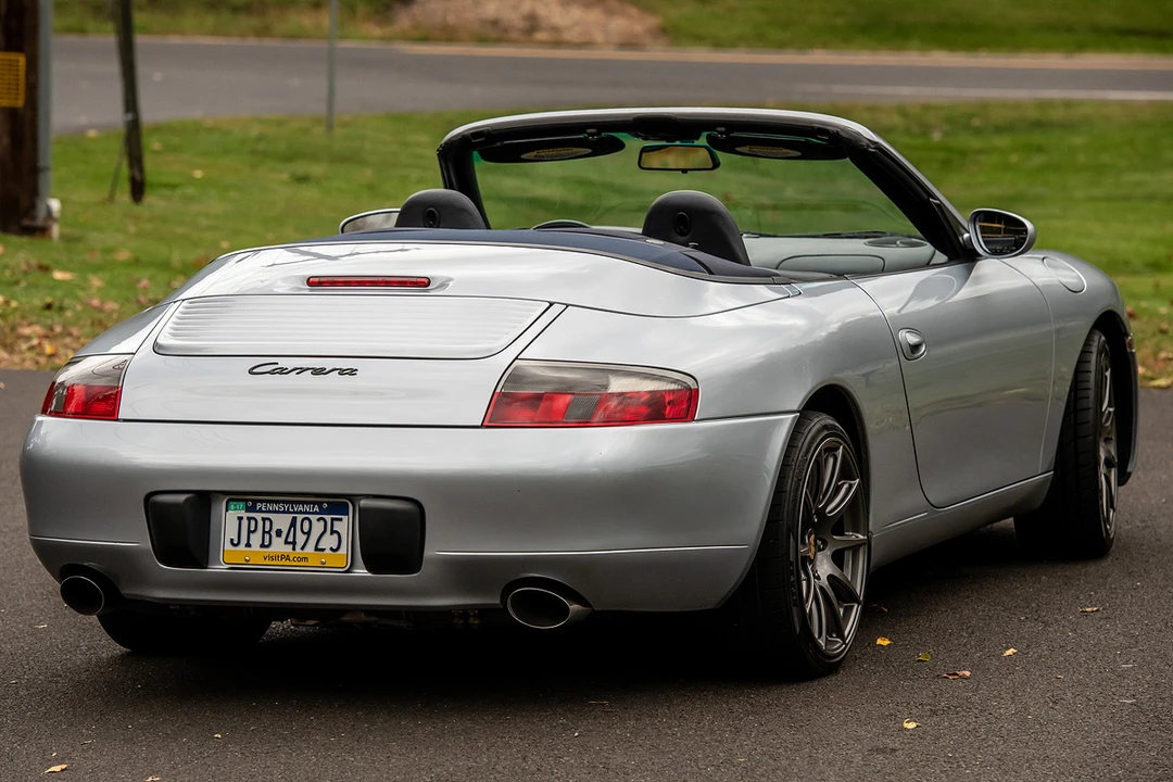 2001 Porsche 996 Carrera - Image 4 of 31