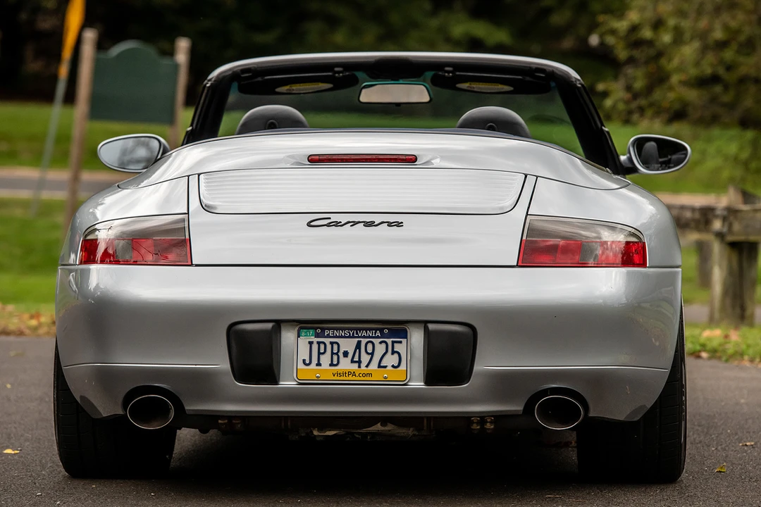 2001 Porsche 996 Carrera - Image 2 of 31
